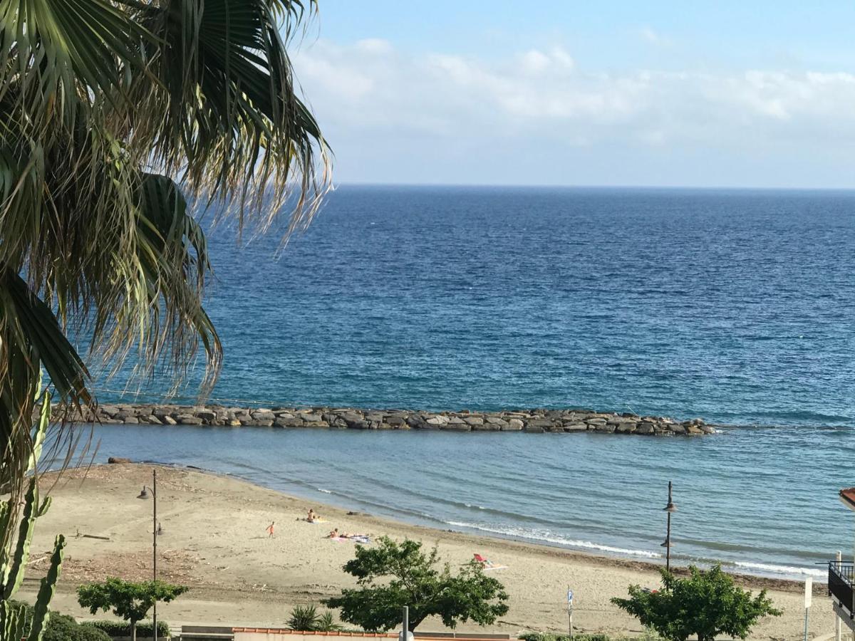 Terramata Resort Case Vacanza Santo Stefano al Mare Eksteriør billede
