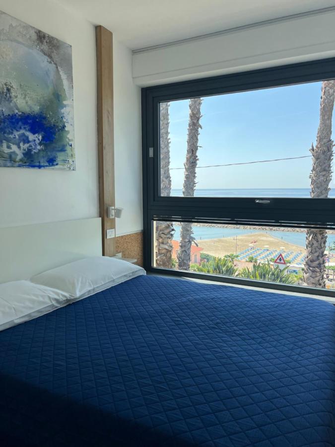 Terramata Resort Case Vacanza Santo Stefano al Mare Eksteriør billede