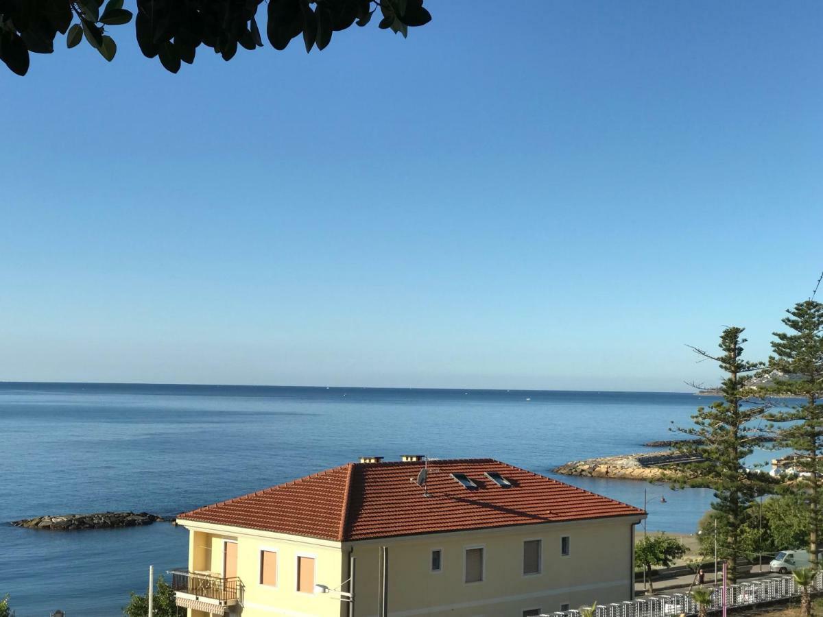 Terramata Resort Case Vacanza Santo Stefano al Mare Eksteriør billede